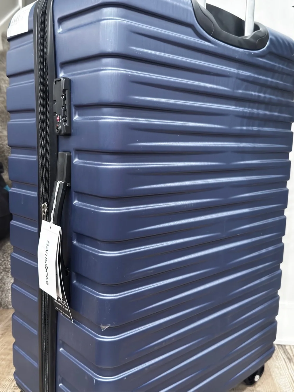 Samsonite Uptempo X Hardside 1 Piece Large Spinner luggage Suitcase TSA  28✈️